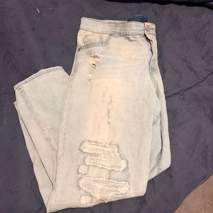 Ripped light denim jeans